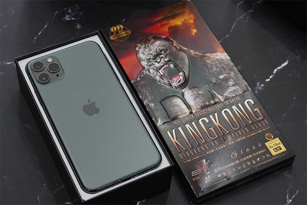 Đang dùng iPhone 11 Pro Max có nên nâng cấp lên iPhone 12 Pro Max hay không