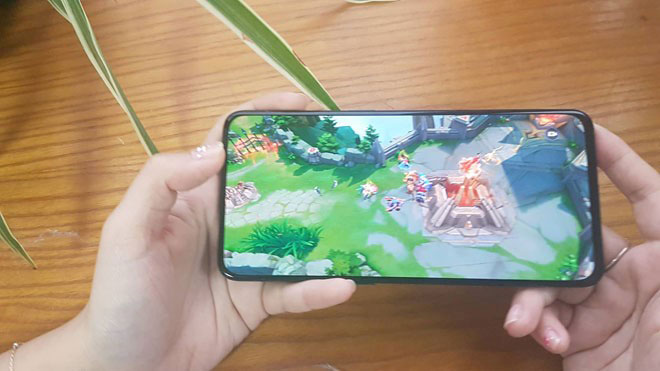 Chơi game với dung lượng cao gây lỗi cảm ứng điện thoại