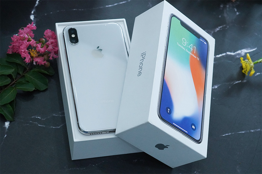 Sự kiện ra mắt iPhone X